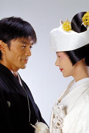 和装の結婚式衣装を福岡でレンタルする